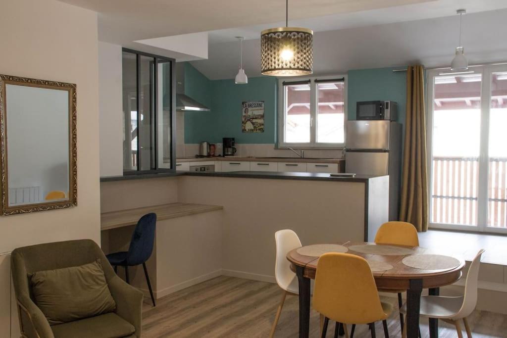 Gite - Quartier Ancien Ambérieu-en-Bugey Extérieur photo